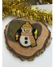 Broche artisanale bonhomme de neige brodée à la main pour Noël