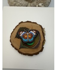 Broche papillon brodée à la main, bijou textile fait main inspiré de la nature