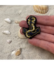 broche ancre de marine accessoire de mode du quotidien