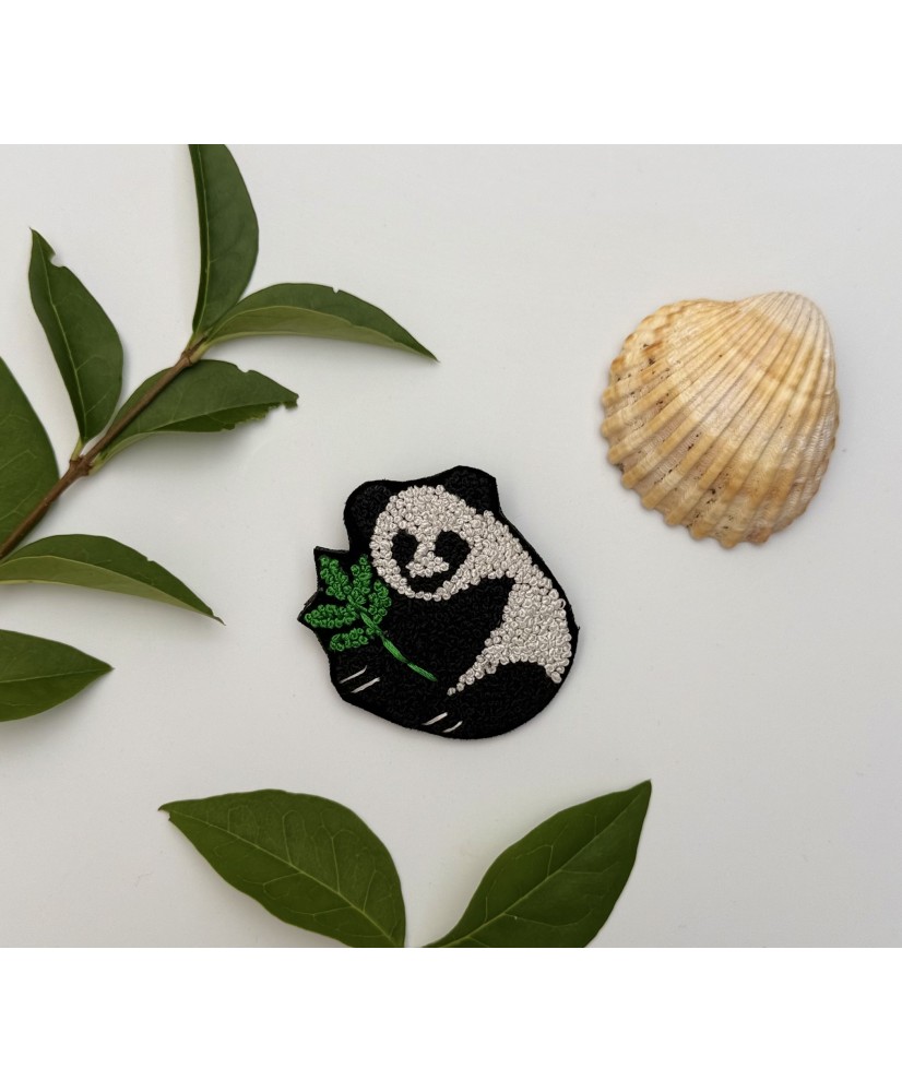 Broche Panda brodée