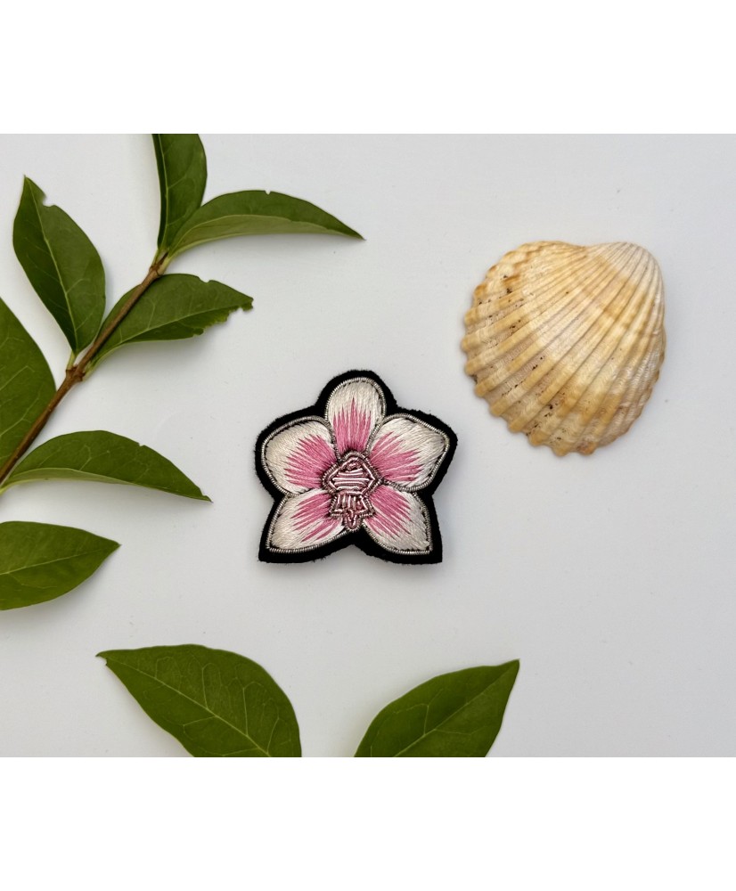 broche orchidée brodée à la main broche orchidée brodée à la main