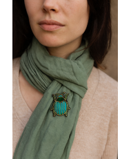 broche scarabée